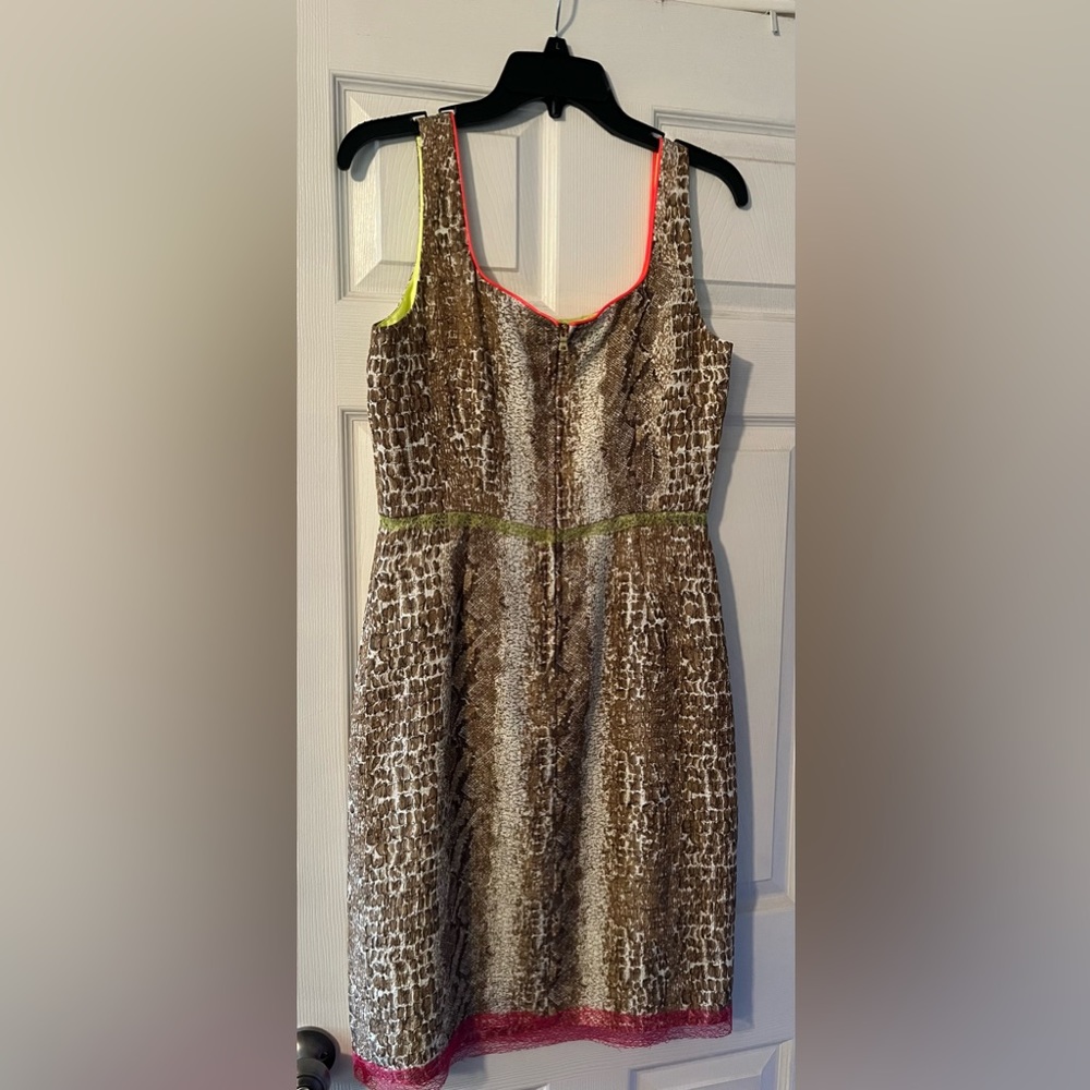 Dress - Picture 2 of 4